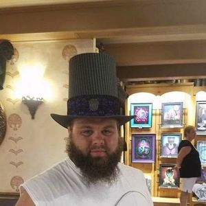 Meet your Posher, Johnnie